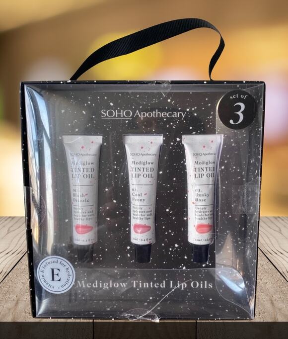 Soho Apothecary Other - NEW! Soho Apothecary Mediglow Tinted Lip Oil Set